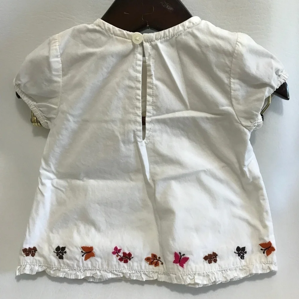 Baby girl 3-6 month fall ruffle embroidered top🌻